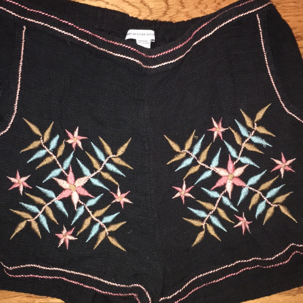Super cute AE shorts!